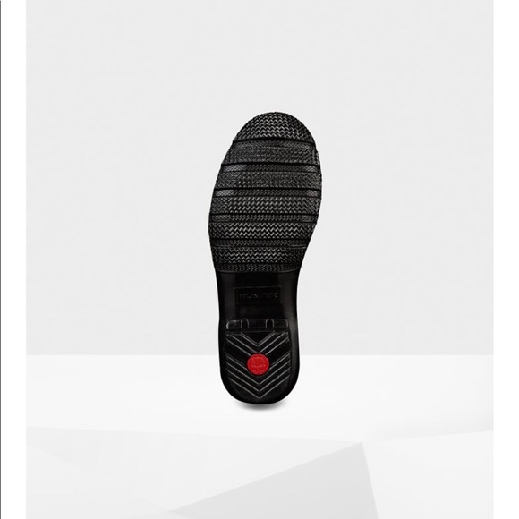 Black size 5 glossy hunter boots, like new! - Picture 4 of 5